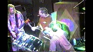 Soulfly ft Lynn Strait - Umbabarauma (Clip)