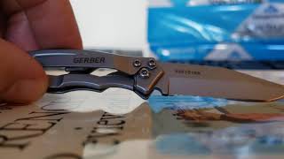 How to Open and Close Gerber Paraframe Mini Knife