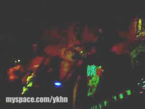 Yunus Kicked Her Nose -Out of my mind LIVE@solo 2010