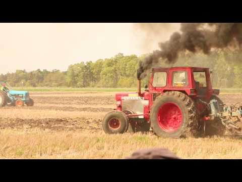 Speed tractor plowing. Hastighetsplöjning på Gotland. 21/5 2016