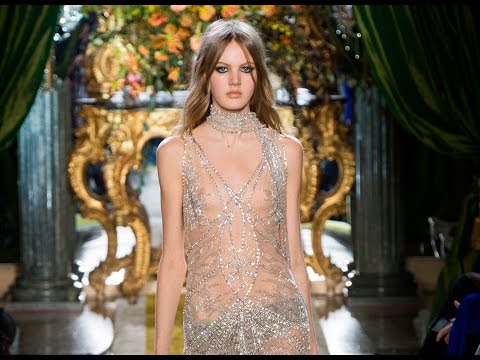 Roberto Cavalli Fall 2016 Ready-to-Wear MFW