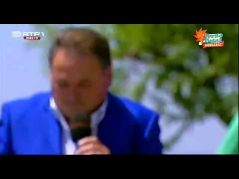 Cantor CUSTÓDIO GONÇALVES "Eu dou-te um doce" em Monsaraz no Verão Toral da RTP Info: Para Festas
