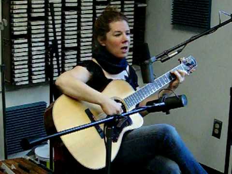 Holly Tree - Dar Williams