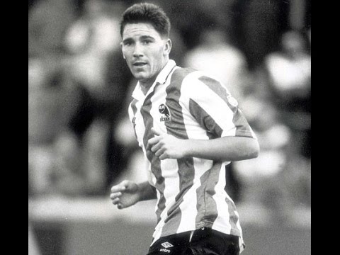 David Hirst ~ Top 10 goals (Sheffield Wednesday)