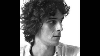 Luis Alberto Spinetta -  Símil Bahión