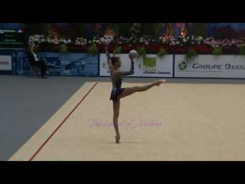 Andrada ANTON (ROU) ball - 2011 Corbeil AA