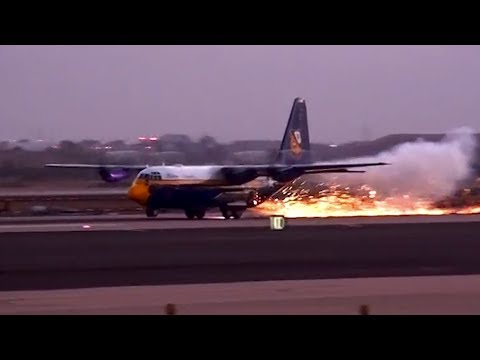 Die Startbahn war zu kurz, dann machten die Piloten die Starthilfe an!