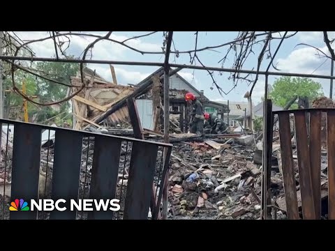 Trump compares war in Ukraine to fight among children, telling Putin not to retaliate