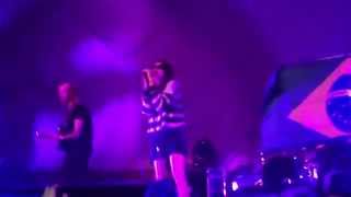 Sky Ferreira - Nobody Asked Me (If I Was Okay) (Live @ Club NME - São Paulo) 11/06/2014