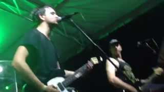 Kisschasy - Opinions Won&#39;t Keep You Warm At Night (Live)