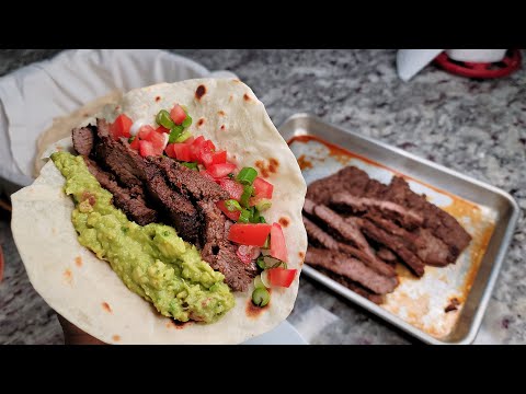 FAJITA TACOS | How To Make Beef Fajitas | Easy Guacamole Recipe
