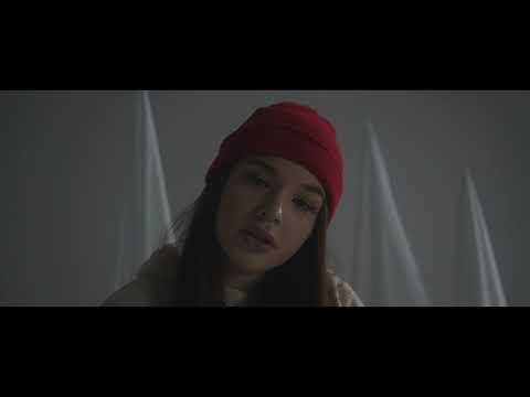ROTE MÜTZE RAPHI - MESSER (Official Video) prod. by Achtabahn