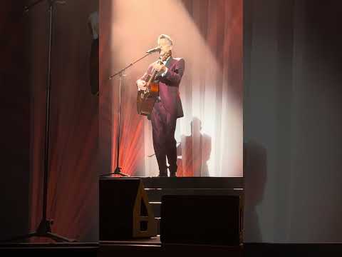 Sebastien Izambard his solo in Candlelight tour 