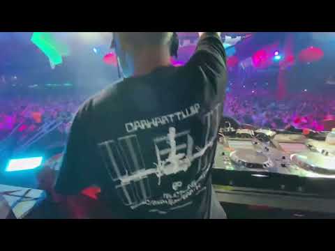 Bossman @SebZito at @elrowofficial dropping an absolute stonker!