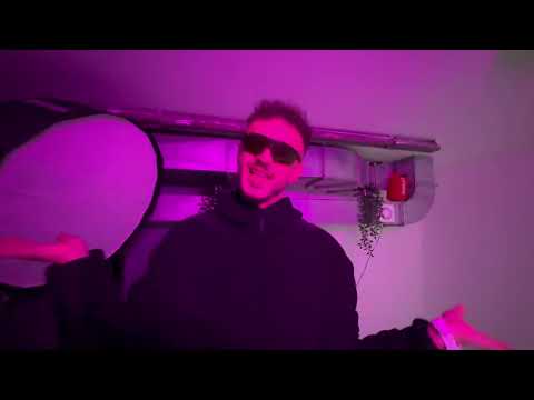 GAWRON  -  SPLITSCREEN