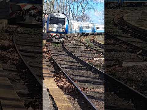 El 304 por Dolores mano a Plaza. #dolores #trenroca #BuenosAires #argentina #ferrocarril
