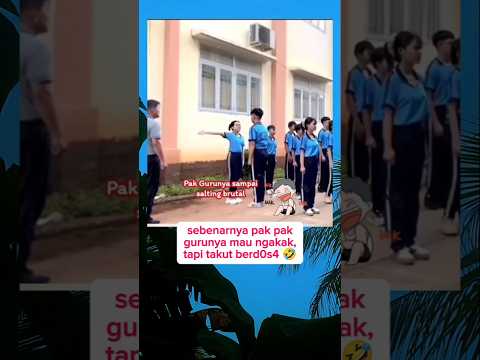 Estudiantes se equivocan al marchar y el profesor aguanta la risa