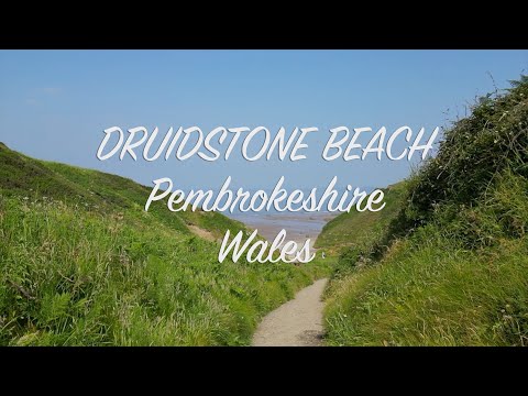 Druidstone Beach Pembrokeshire (Wales).