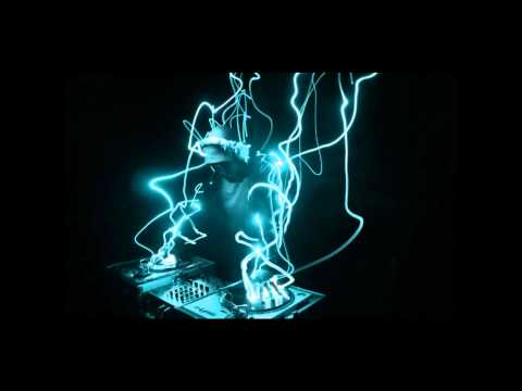 DJ Mishko - Dado Polumenta & Big Time - Fali  Mi Ljubav VS. Halo Halo RmX.wmv