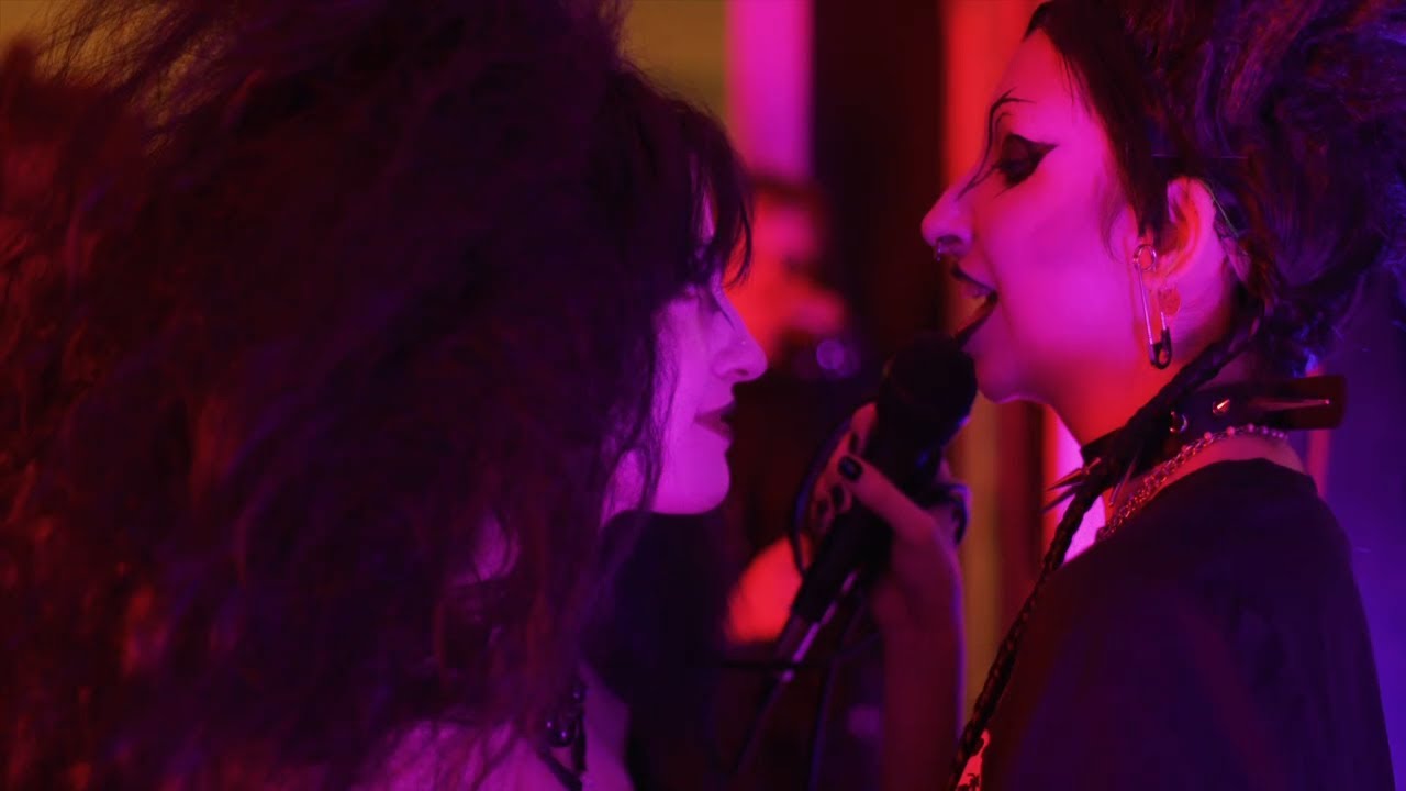 LESBIAN VAMPYRES FROM OUTER SPACE