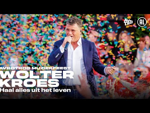 Wolter Kroes - Haal alles uit het leven (LIVE) • Muziekfeest op het Plein 2024