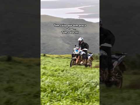 Mirante da árvore solitária - MG #mototcycle #africatwin #minasgerais