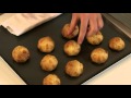 Recette Profiteroles à la vanille, sauce chocolat   École de Cuisine Alain Ducasse