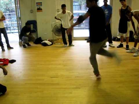 B-Boy Battle: HecNYCe vs. Elastic