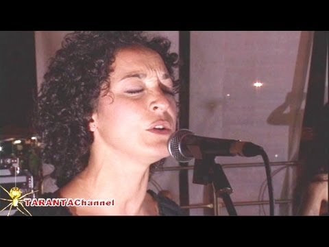 Baciu 'nvelenatu, Canzone icona della Pizzica Salentina di Zimbaria - Pizzica & Taranta in Salento