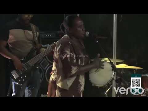 Corinhos antigos - De Madrugada o Crente Vai Buscar Poder/Dia de pentecostes/batalha travada