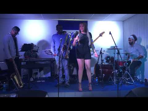 Concierto de Idania Valdés, Invitado Eduardo Sandoval, BuleBar 66