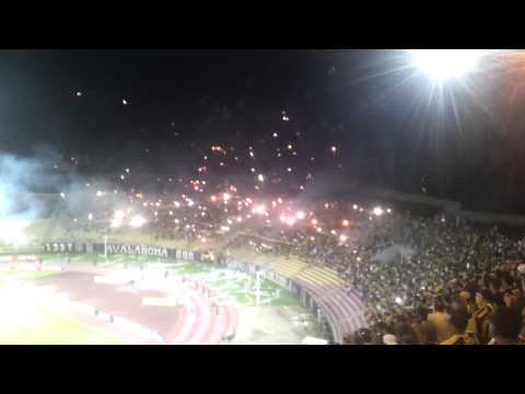 "Salida avalancha sur Deportivo Tachira 2 caracas 1" Barra: Avalancha Sur &bull; Club: Deportivo Táchira