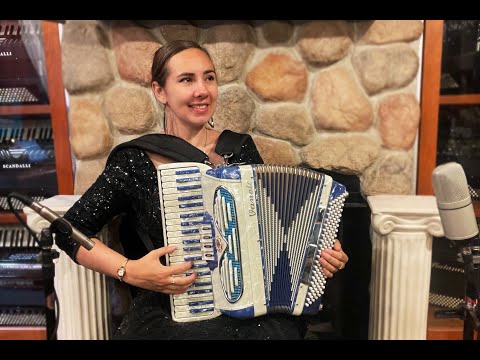 6365 - Blueberry Parfait Vaneli Piano Accordion LM 41 120 $799