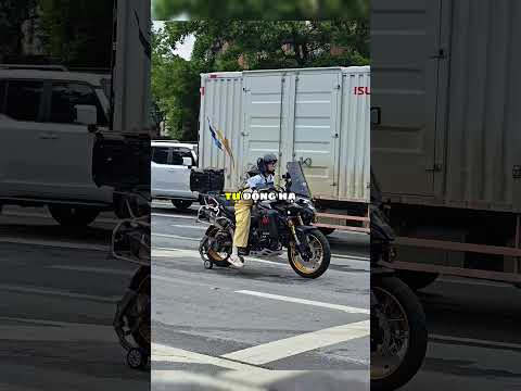 Ông bố chế mô tô cho con gái chân ngắn 🥹🏍️