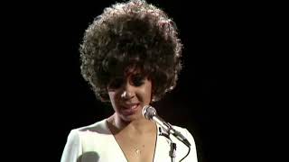 Shirley Bassey  &quot;Love story&quot;