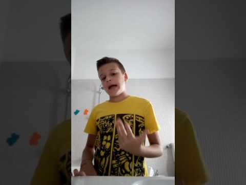 Mi sono fatto i capelli blu!?!?!