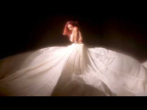 Video thumbnail for Parachute
