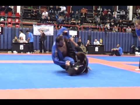 BJJ Hungarian Open 2013 brown belt open class semi final
