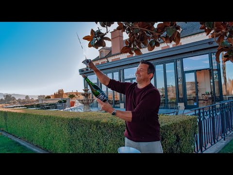 How to Saber like a Sommelier