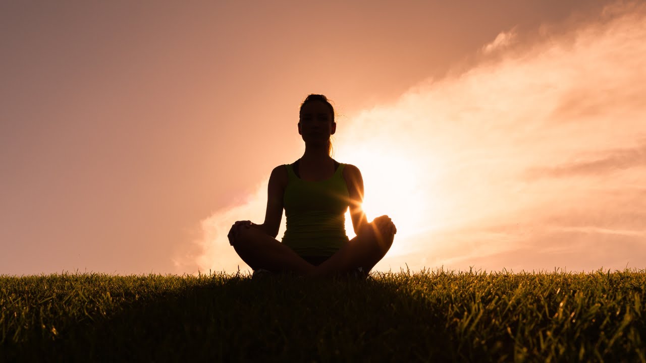 A Soft Landing Into Stillness | Meditation