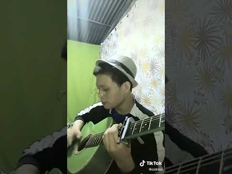 Beggin' by Måneskin (short fingerstyle cover by Dexter Rico)