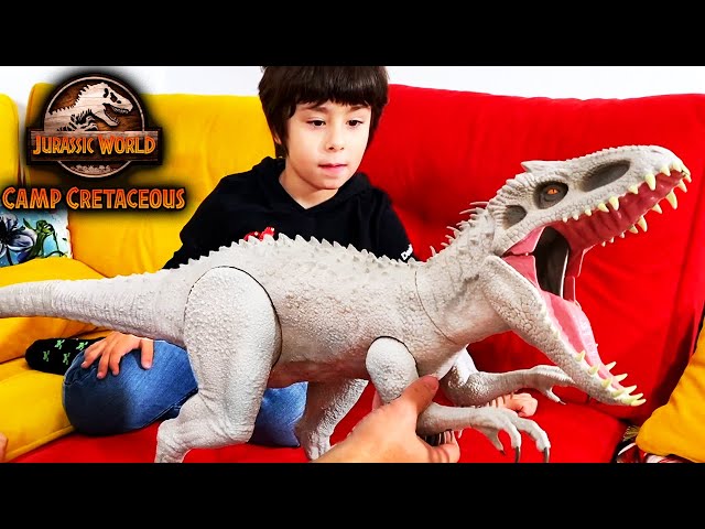 Vídeo relacionado con Figuras de acción Indominus Rex Indominus Rex con mandíbula articulada Simulación Indominus Rex