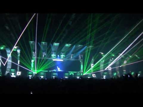Armin Van Buuren Play "Jorn Van Deynhoven: new horizons" (at ASOT 650 Utrecht)