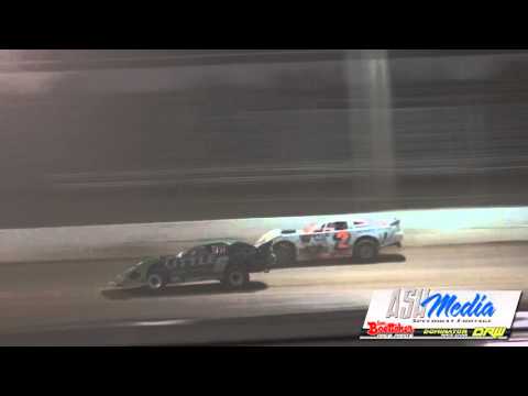 Super Sedans: Jarrod Harper Last Lap Pass - Carrick Speedway