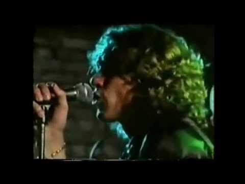 Skyhooks - Women In Uniform (official video - with HQ remastered audio)