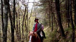 preview picture of video 'Horse riding tours in the Dordogne and Vezere Valley with Fonluc'