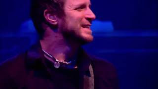 Alter Bridge - In Loving Memory (Live) (High Definition)