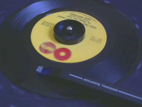 45 rpm Isley Brothers - This Old Heart of Mine - 1966