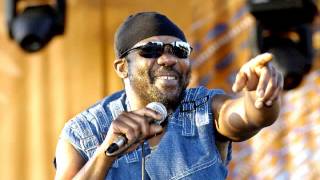 Toots & the Maytals: "Country Roads" 9-14-96, Austin, TX. One World Music Fest