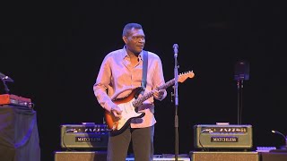 Robert Cray is the blues legend who still calls Washington home - KING 5 Evening